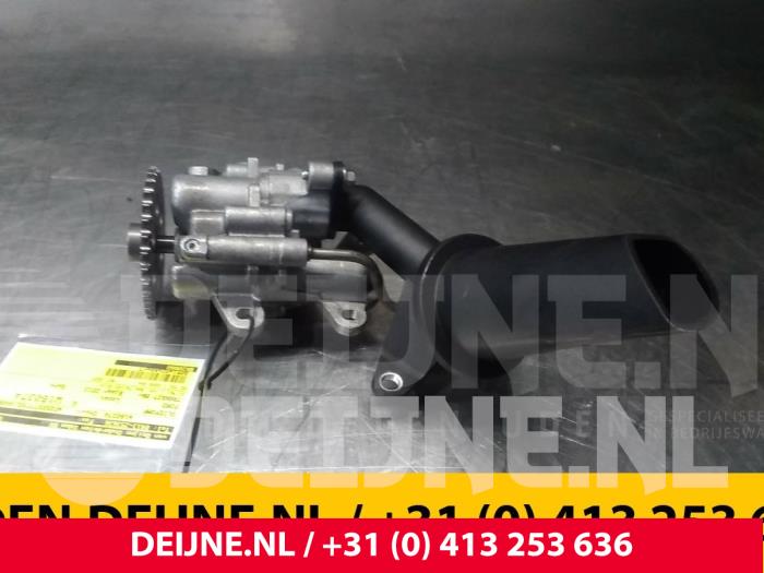 Gebrauchte Ölpumpe Ford Transit Preis € 84,70 Mit Mehrwertsteuer angeboten von van Deijne Onderdelen Uden B.V.