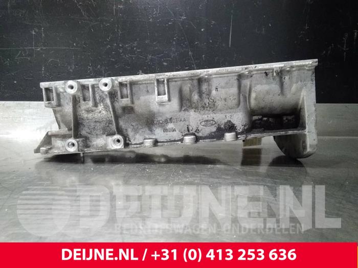 Usagé Couvercle carter Ford Transit Connect Prix € 90,75 Prix TTC proposé par van Deijne Onderdelen Uden B.V.
