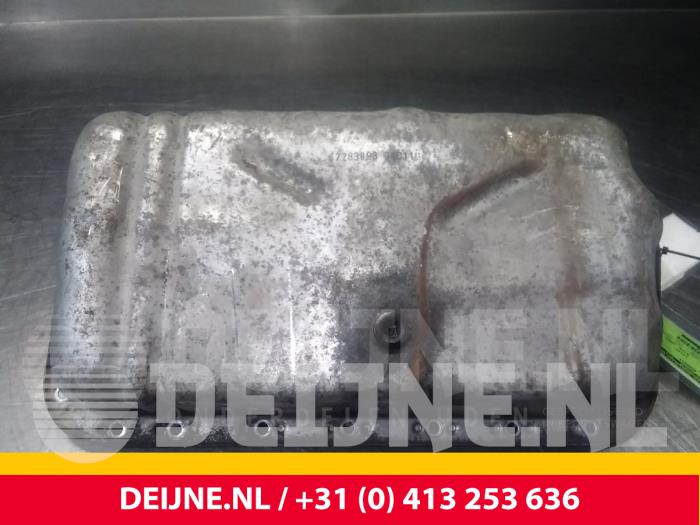Gebrauchte Ölwanne Opel Vivaro Preis € 42,35 Mit Mehrwertsteuer angeboten von van Deijne Onderdelen Uden B.V.