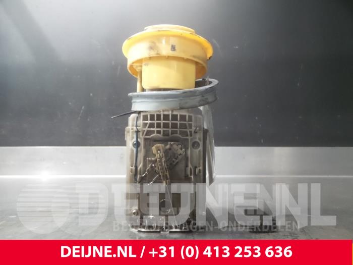 Usagé Pompe d'injection Volkswagen Polo IV (9N1/2/3) 1.9 TDI 100 Prix € 14,00 Règlement à la marge proposé par van Deijne Onderdelen Uden B.V.