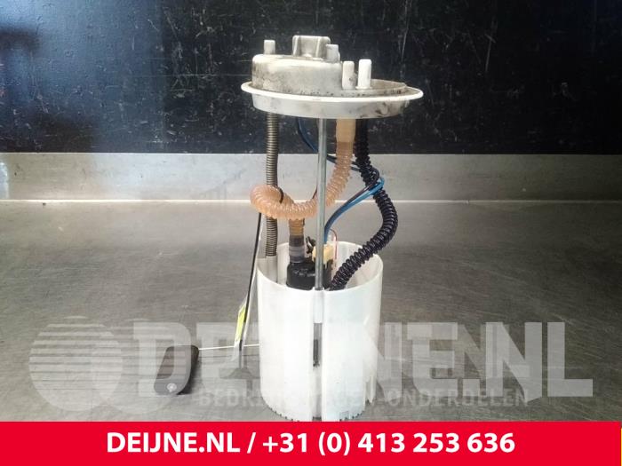 Gebrauchte Kraftstoffpumpe Elektrisch Fiat Doblo (263) 2.0 D Multijet Preis € 24,20 Mit Mehrwertsteuer angeboten von van Deijne Onderdelen Uden B.V.