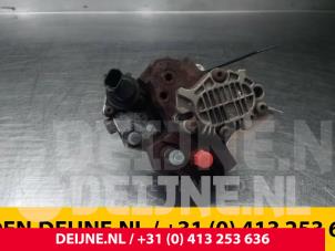 Used Mechanical fuel pump Opel Vivaro Price € 90,75 Inclusive VAT offered by van Deijne Onderdelen Uden B.V.