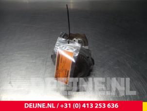Usados Bomba de gasolina mecánica Volkswagen LT Precio € 363,00 IVA incluido ofrecido por van Deijne Onderdelen Uden B.V.