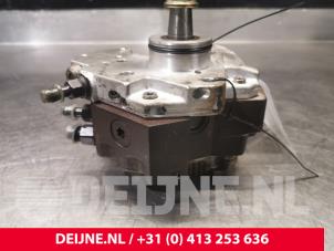 Used Mechanical fuel pump Hyundai H-1/H-200 2.5 CRDi Price € 181,50 Inclusive VAT offered by van Deijne Onderdelen Uden B.V.