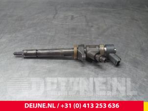 Used Injector (diesel) Citroen Berlingo Price € 72,60 Inclusive VAT offered by van Deijne Onderdelen Uden B.V.