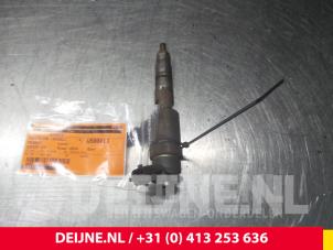 Used Injector (diesel) Peugeot Expert Price on request offered by van Deijne Onderdelen Uden B.V.