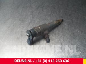 Used Injector (diesel) Peugeot Partner Tepee (7A/B/C/D/E/F/G/J/P/S) 1.6 HDI 75 16V Phase 1 Price on request offered by van Deijne Onderdelen Uden B.V.