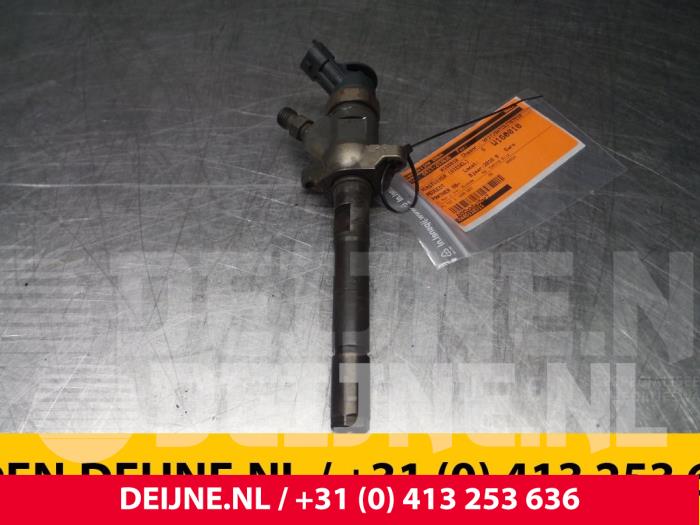 Injecteur (diesel) d'un Peugeot Partner Tepee (7A/B/C/D/E/F/G/J/P/S) 1.6 HDI 75 2010