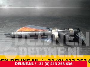 Used Injector (diesel) Peugeot Partner Price € 72,60 Inclusive VAT offered by van Deijne Onderdelen Uden B.V.