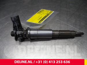 Używane Wtryskiwacz (Diesel) Renault Espace Cena € 121,00 Z VAT oferowane przez van Deijne Onderdelen Uden B.V.