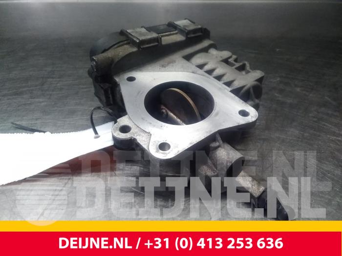 Używane Przepustnica Fiat Ducato (250) 2.0 D 115 Multijet Cena € 18,15 Z VAT oferowane przez van Deijne Onderdelen Uden B.V.