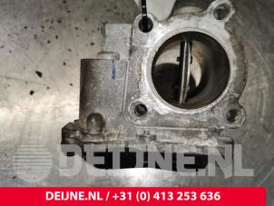 Używane Przepustnica Renault Laguna Cena € 35,00 Procedura marży oferowane przez van Deijne Onderdelen Uden B.V.