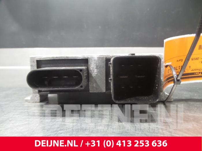 Glow plug relay Renault Kangoo van Deijne Onderdelen Uden B.V.