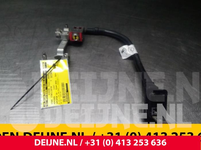 Voltage stabiliser from a Mercedes-Benz Sprinter 3,5t (907.6/910.6) 311 CDI 2.1 D FWD 2018