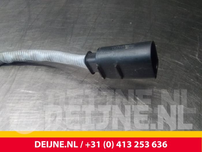 Lambda probe from a Mercedes-Benz Vito (447.6) 2.2 114 CDI 16V 2018