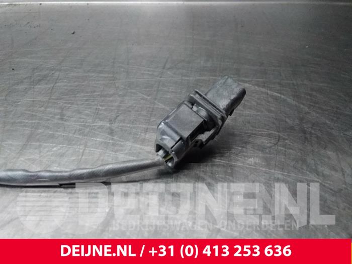 Lambda probe from a Volkswagen Transporter T6 2.0 TDI DRF 2015
