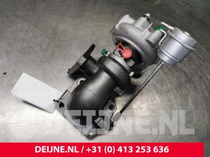 Revisado Turbo Citroen Jumper (U9) 2.2 HDi 120 Euro 4 Precio € 356,95 IVA incluido ofrecido por van Deijne Onderdelen Uden B.V.