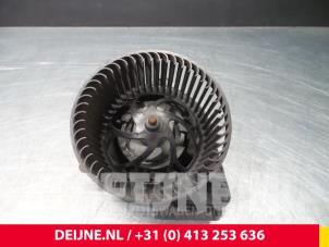 Usados Motor de ventilador de calefactor Mercedes Sprinter Precio € 36,30 IVA incluido ofrecido por van Deijne Onderdelen Uden B.V.