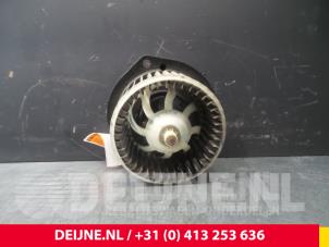 Used Heating and ventilation fan motor Iveco New Daily III 40C14 Price € 72,60 Inclusive VAT offered by van Deijne Onderdelen Uden B.V.