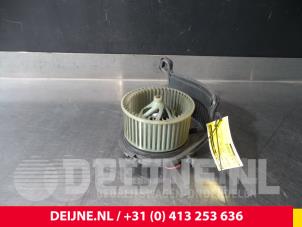 Usados Motor de ventilador de calefactor Renault Clio Precio € 25,00 Norma de margen ofrecido por van Deijne Onderdelen Uden B.V.