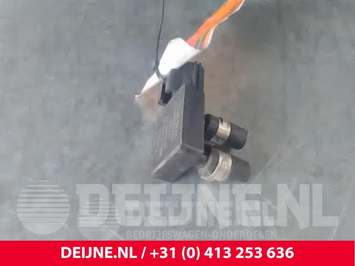 Begagnade Partikelfiltersensor Ford Transit Pris € 12,10 Inklusive moms erbjuds av van Deijne Onderdelen Uden B.V.