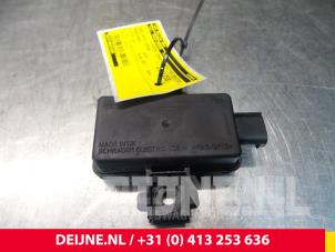 Used Speed sensor Mercedes V (447.8) 2.1 250 BlueTEC, 250 d 16V Price € 36,30 Inclusive VAT offered by van Deijne Onderdelen Uden B.V.