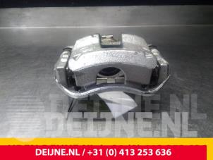 Usagé Etrier de frein arrière gauche Citroen Jumper Prix € 60,50 Prix TTC proposé par van Deijne Onderdelen Uden B.V.