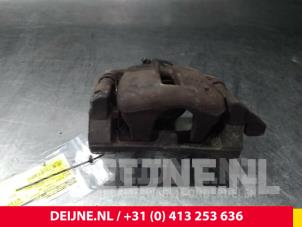 Used Rear brake calliper, right Audi A4 Avant (B8) 2.0 TDI 16V Price € 75,00 Margin scheme offered by van Deijne Onderdelen Uden B.V.