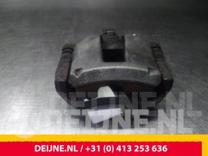 Usagé Etrier de frein (pince) arrière droit Citroen Jumper Prix € 60,50 Prix TTC proposé par van Deijne Onderdelen Uden B.V.