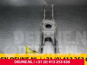 Używane Miseczka sprezyny lewy tyl Mercedes C Estate (S205) C-200 2.0 CGI 16V Cena € 25,00 Procedura marży oferowane przez van Deijne Onderdelen Uden B.V.