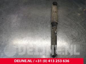 Used Rear shock absorber, left Renault Trafic New (FL) Price € 30,25 Inclusive VAT offered by van Deijne Onderdelen Uden B.V.