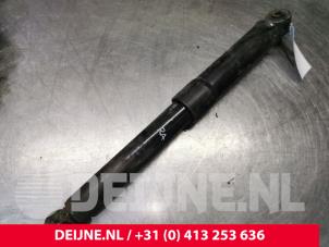Used Rear shock absorber, right Hyundai H350 Price € 151,25 Inclusive VAT offered by van Deijne Onderdelen Uden B.V.