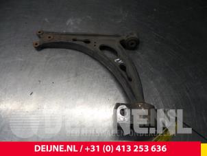 Used Front lower wishbone, left Volkswagen Eos (1F7/F8) 2.0 TDI DPF Price € 25,00 Margin scheme offered by van Deijne Onderdelen Uden B.V.