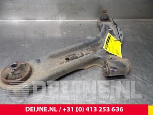 Used Front lower wishbone, left Nissan NV 200 (M20M) 1.5 dCi 86 Price on request offered by van Deijne Onderdelen Uden B.V.