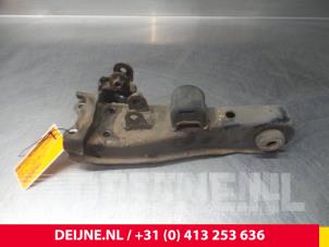Used Front lower wishbone, left Toyota HiAce II 2.5 D4-D 117 4x4 Price on request offered by van Deijne Onderdelen Uden B.V.
