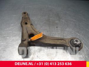 Used Front lower wishbone, right Peugeot Boxer (U9) 3.0 HDi 160 Euro 4 Price on request offered by van Deijne Onderdelen Uden B.V.