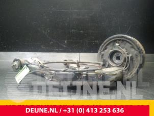 Usagé Joint arrière droit Toyota Hiace Prix € 90,75 Prix TTC proposé par van Deijne Onderdelen Uden B.V.