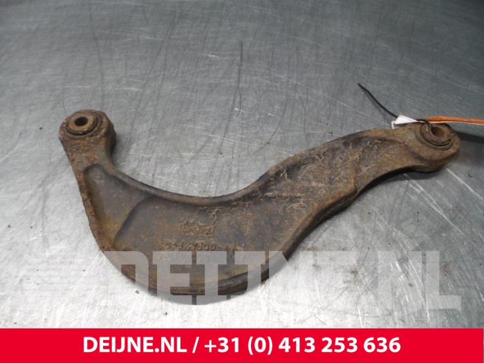 Rear upper wishbone, right from a Ford S-Max 2008