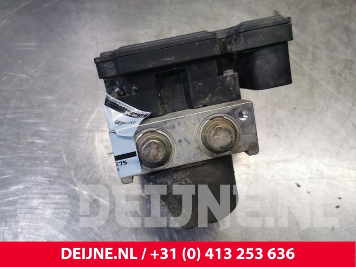 Begagnade ABS-pump Volkswagen Caddy Combi III (2KB,2KJ) 2.0 SDI Pris € 30,25 Inklusive moms erbjuds av van Deijne Onderdelen Uden B.V.