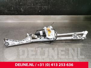 Used Wiper motor + mechanism Mercedes C (W203) 2.2 C-220 CDI 16V Price € 19,00 Margin scheme offered by van Deijne Onderdelen Uden B.V.
