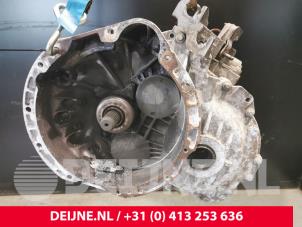 Gebrauchte Getriebe Mercedes B-Klasse Preis € 100,00 Margenregelung angeboten von van Deijne Onderdelen Uden B.V.