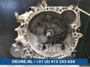 Gebrauchte Getriebe Peugeot Expert Preis € 484,00 Mit Mehrwertsteuer angeboten von van Deijne Onderdelen Uden B.V.