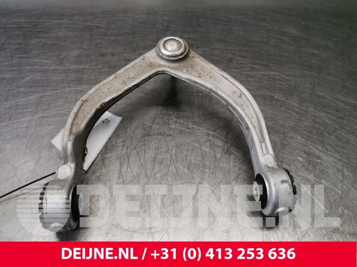 Front upper wishbone, left from a Volvo XC90 II 2.0 D5 16V AWD 2019