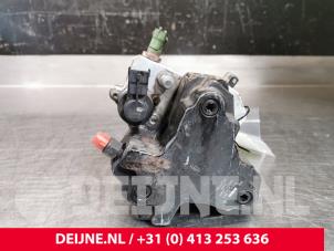 Usados Bomba de gasolina mecánica Volvo V70 Precio € 121,00 IVA incluido ofrecido por van Deijne Onderdelen Uden B.V.