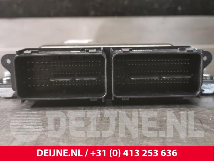Used Engine management computer Volvo XC90 II 2.0 D5 16V AWD Price € 150,00 Margin scheme offered by van Deijne Onderdelen Uden B.V.
