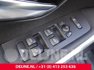 Used Mirror switch Volvo V40 (MV) 1.6 T2 GTDi 16V Price € 25,00 Margin scheme offered by van Deijne Onderdelen Uden B.V.