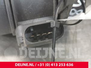 Used Air mass meter Mercedes B-Klasse Price € 15,00 Margin scheme offered by van Deijne Onderdelen Uden B.V.