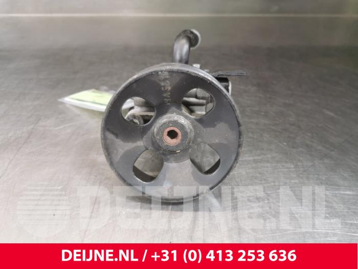 Usagé Pompe direction assistée Hyundai H-300 2.5 CRDi Prix € 72,60 Prix TTC proposé par van Deijne Onderdelen Uden B.V.