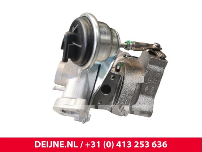 Skontrolowane Turbo Fiat Doblo Cena € 108,90 Z VAT oferowane przez van Deijne Onderdelen Uden B.V.