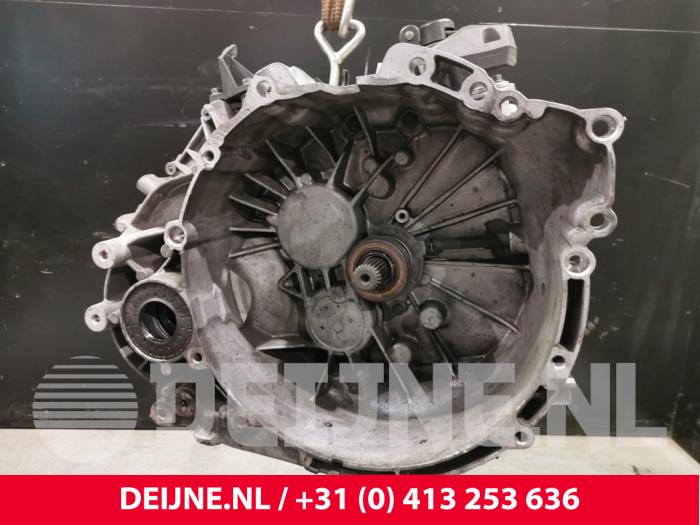 Gebrauchte Getriebe Volvo V40 (MV) 2.0 D4 16V Preis € 250,00 Margenregelung angeboten von van Deijne Onderdelen Uden B.V.